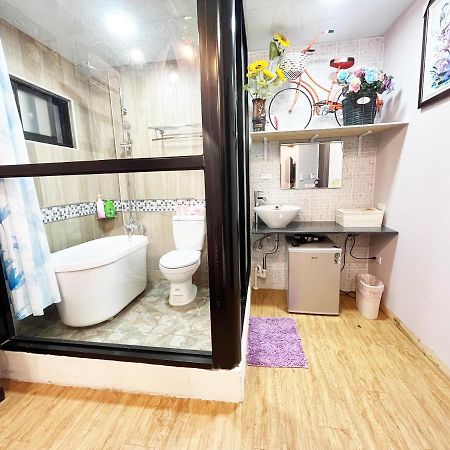 Woju Homestay Tainan Esterno foto