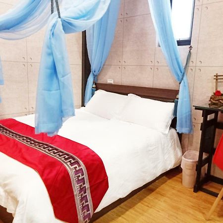 Woju Homestay Tainan Esterno foto