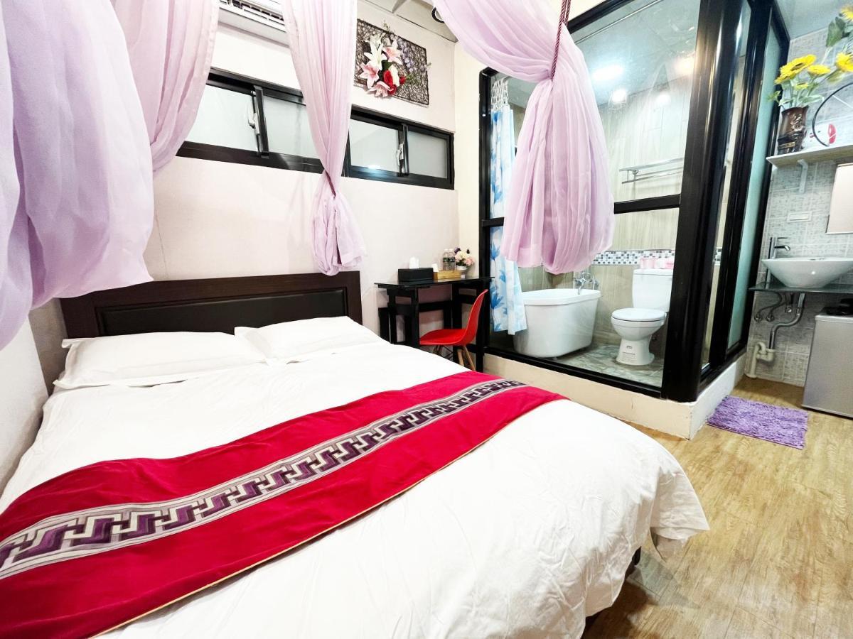 Woju Homestay Tainan Esterno foto