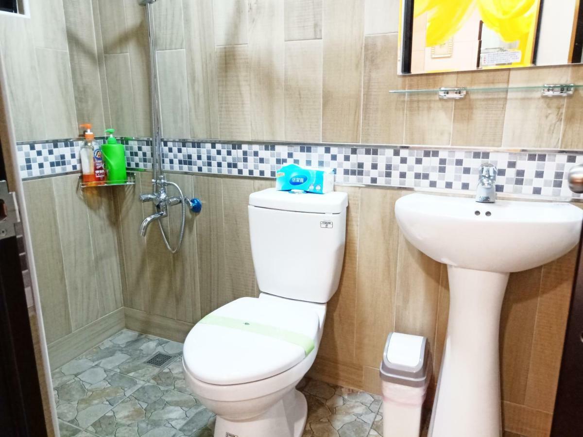 Woju Homestay Tainan Esterno foto