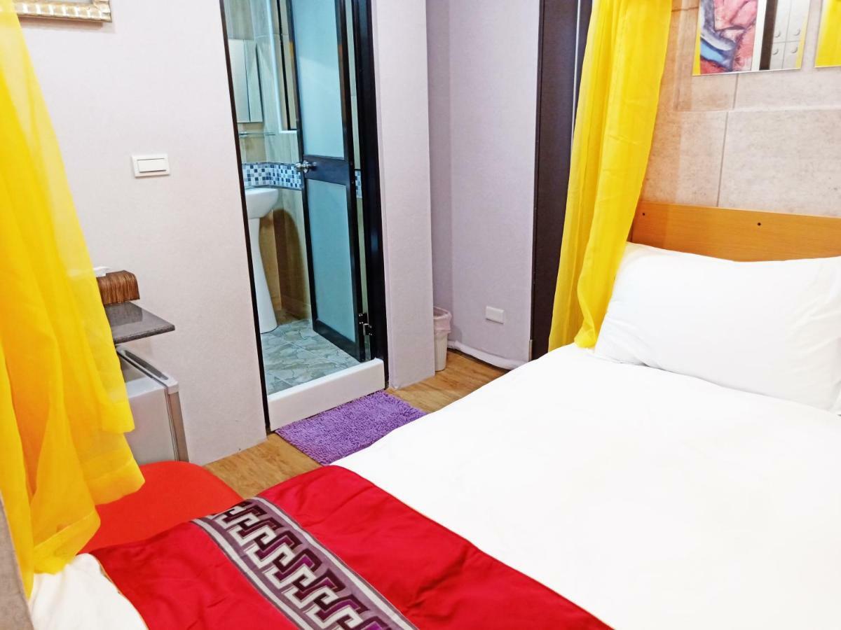 Woju Homestay Tainan Esterno foto