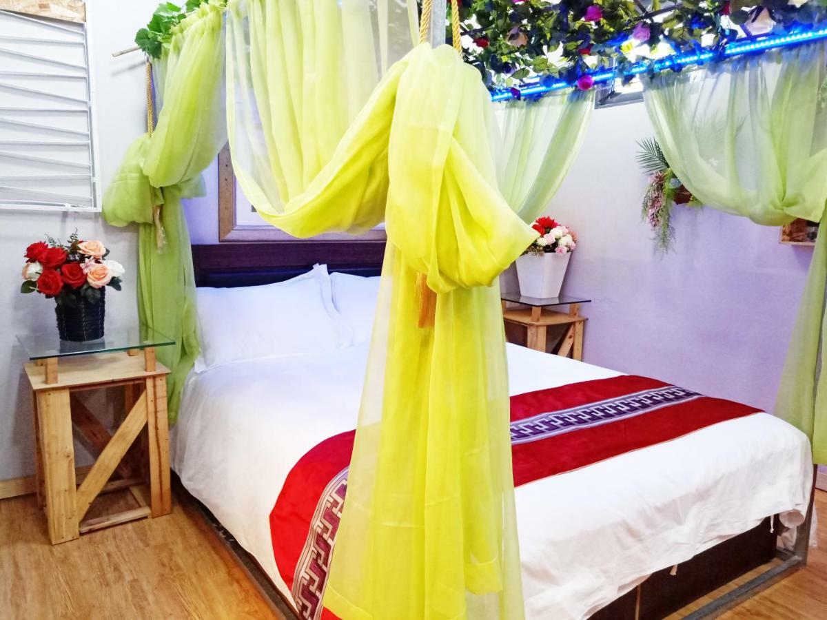 Woju Homestay Tainan Esterno foto